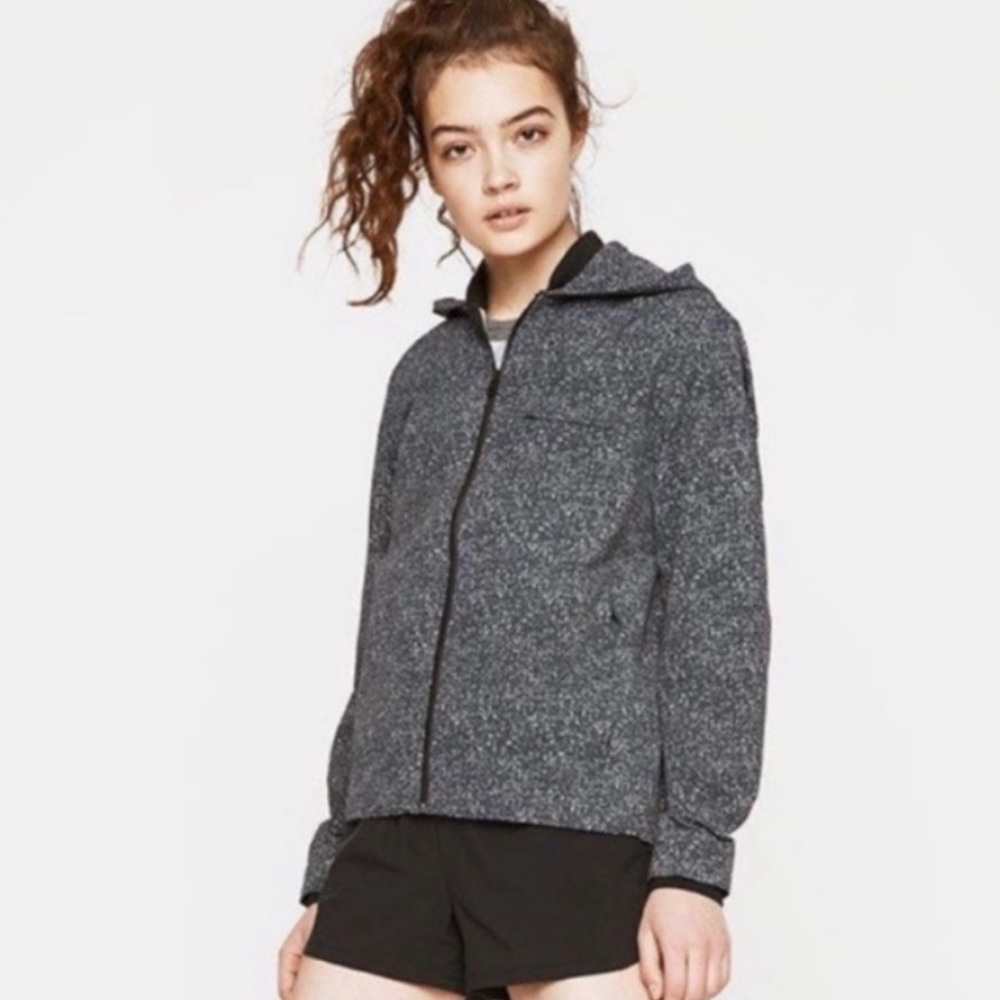 Outdoor Voices Slipstream Jacket Windbreaker Large Hooded